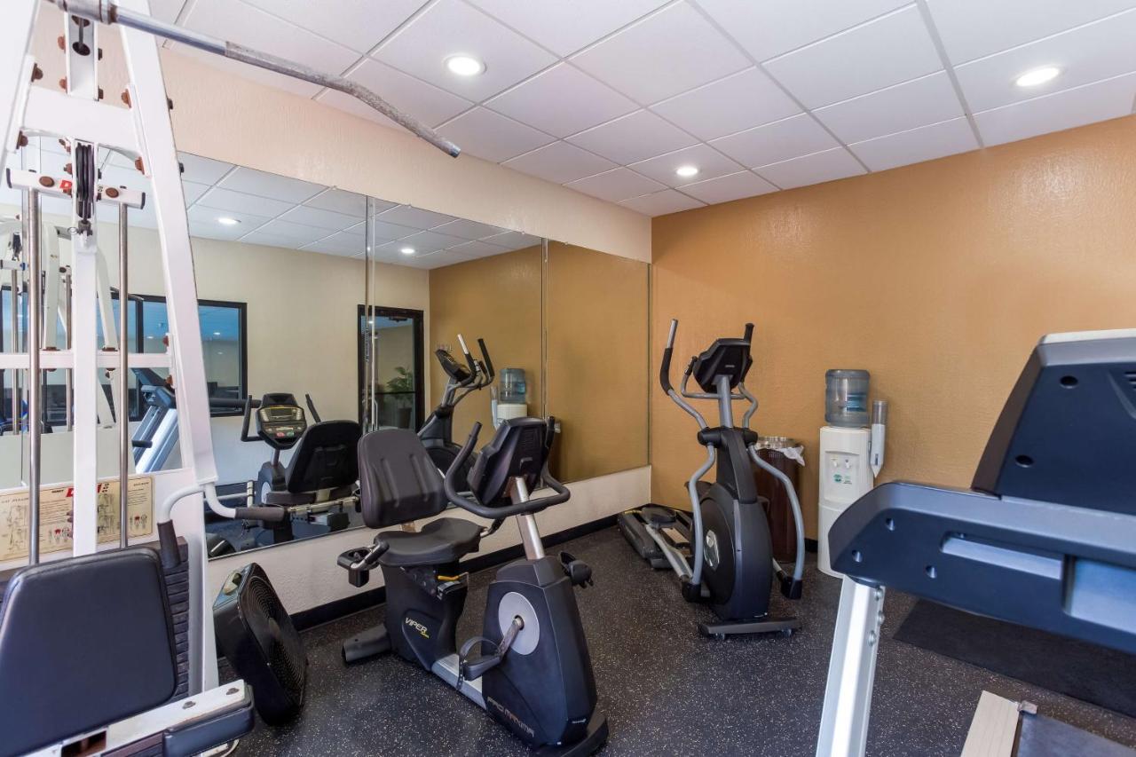 Best Western Logan Inn Chapmanville Ngoại thất bức ảnh